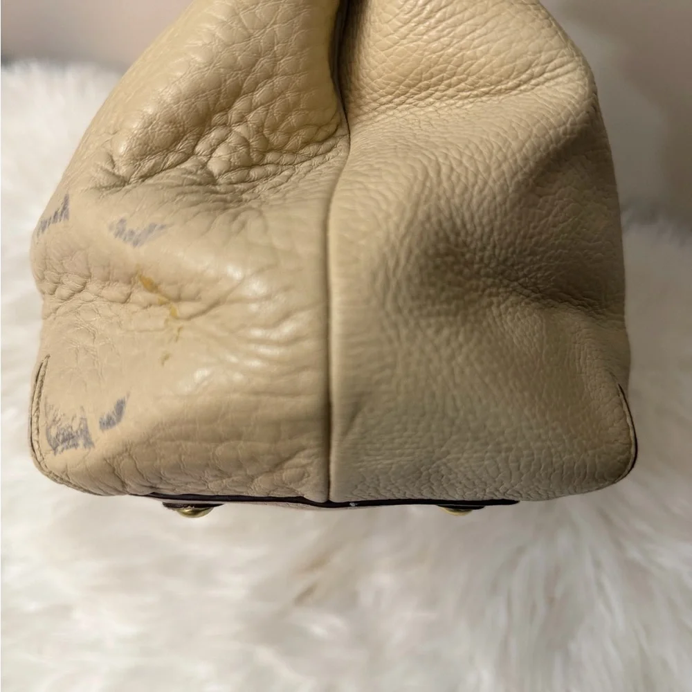 Coach stylish cream